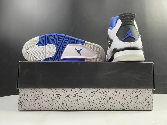 308497-117 4 Motorsports Retro Jordan (2017) 0708